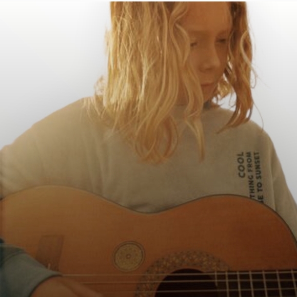 🌿Zara Kids Dip Dye Terry Sweatshirt🌿 - Picture 2 of 7